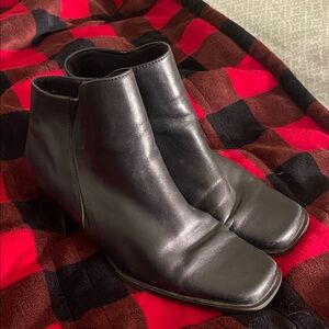 Black Ankle Boots for Women